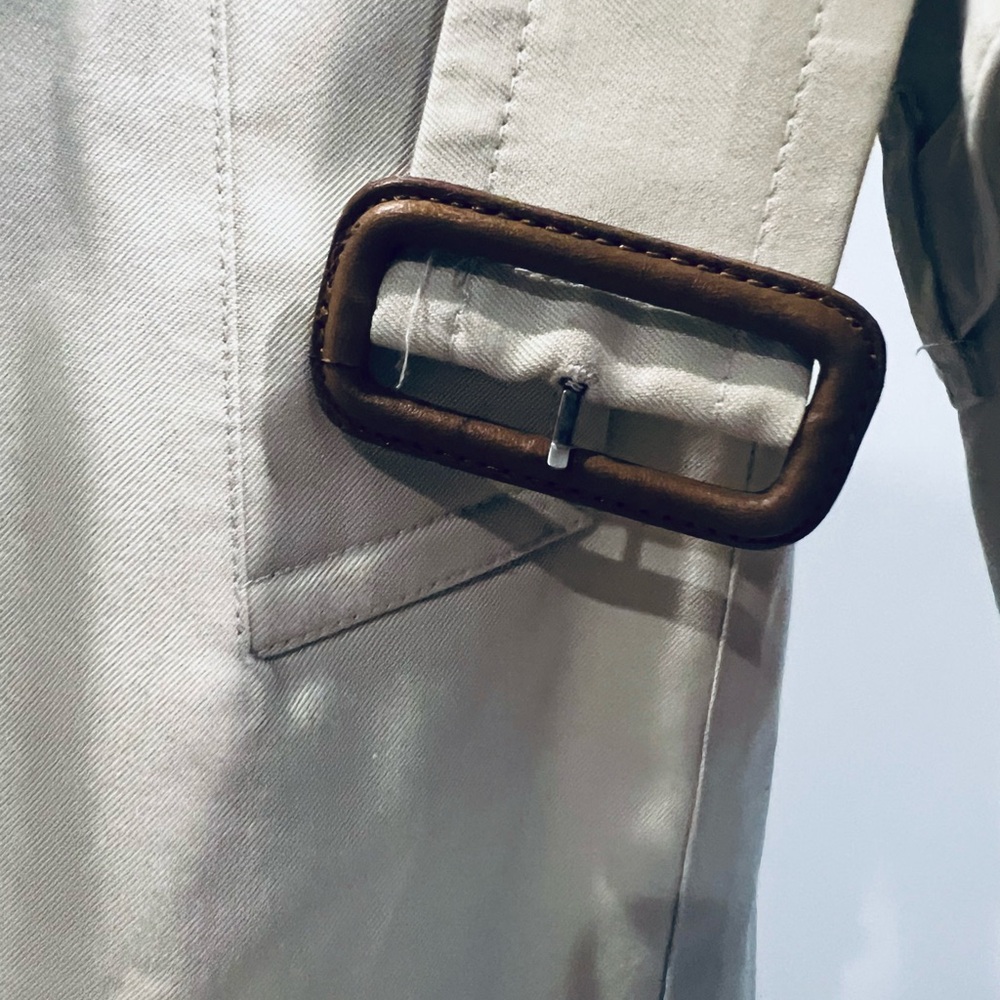 Vintage Burberry Trench Coat, 4 Extra-Long - Picture 9 of 16